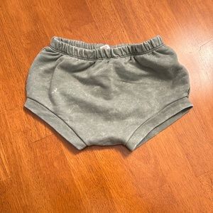 Cat & Jack shorts6-9 month